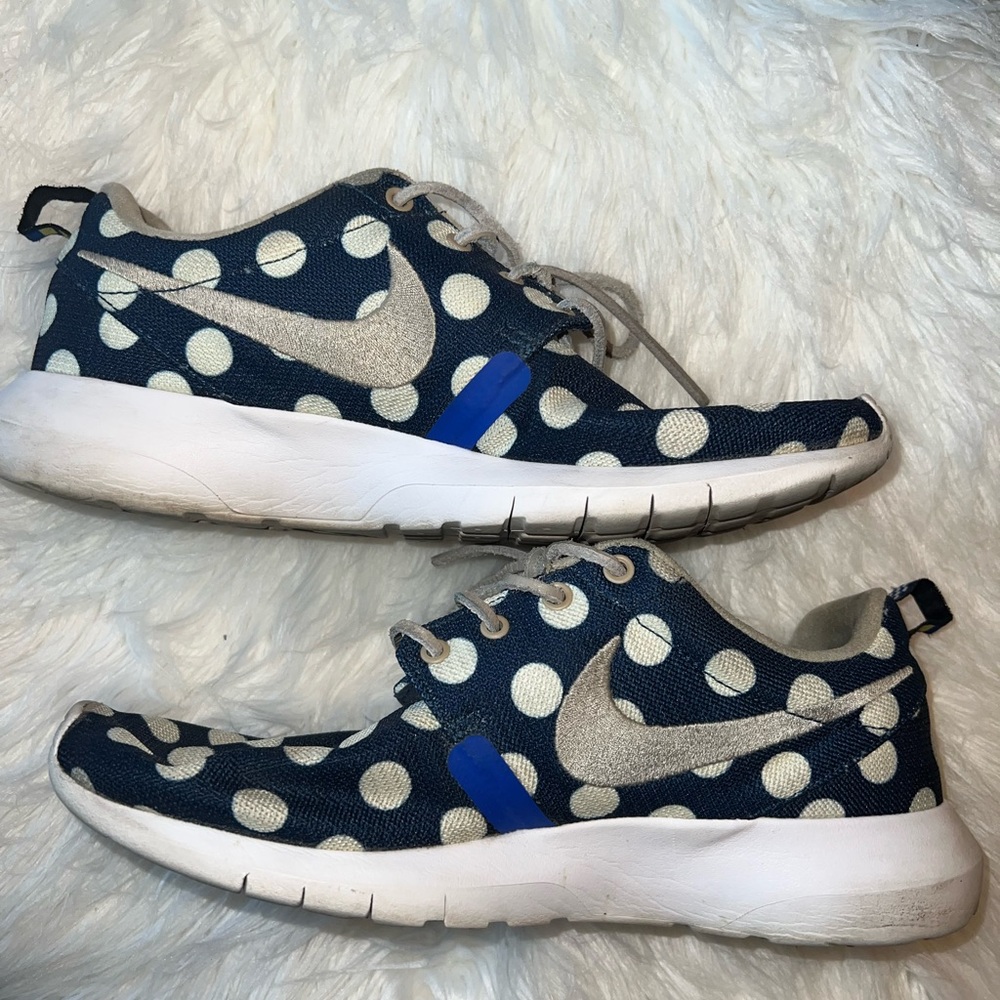 Nike Rosherun NM City “NYC”